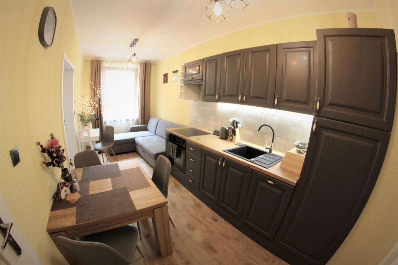 Apartamenty Zielone Centrum Stronie Slaskie Bagian luar foto